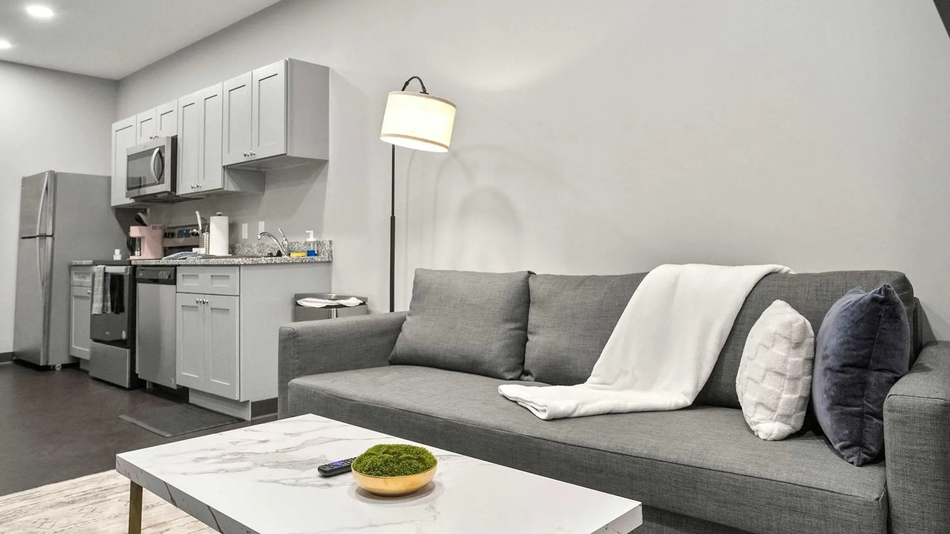 Cozysuites Modern 1Br In Downtown Pitts #2 Pittsburgh Apartment